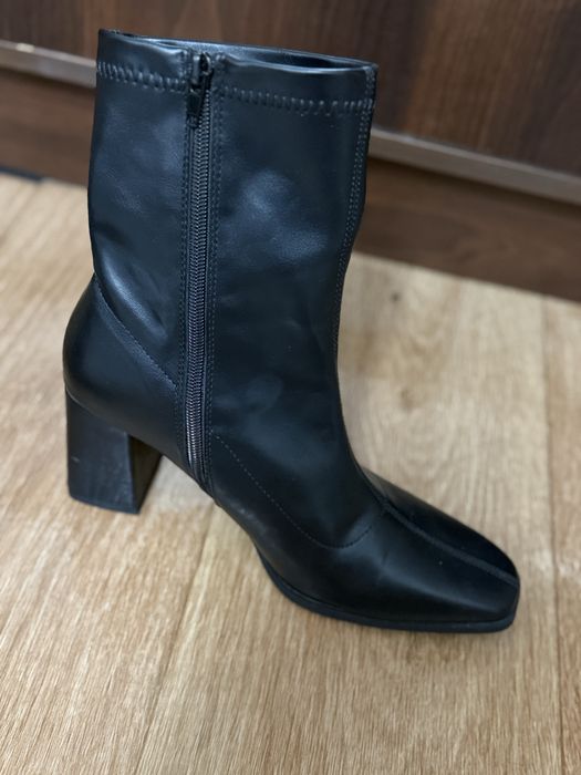 Ботильоны черные