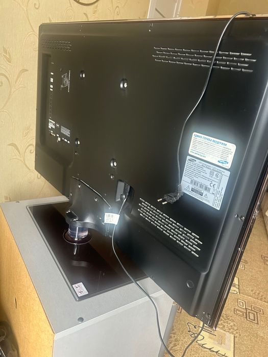 Телевизор Samsung UE40D5500RW