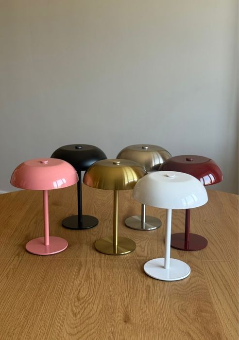 Стильный сенсорный ночник