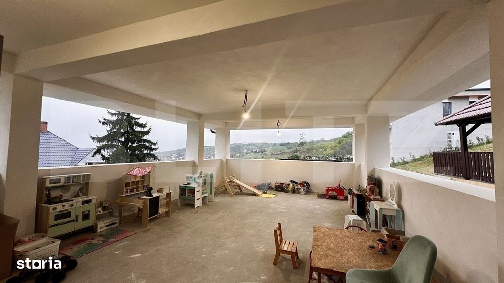 Casa Oncea, teren 1988 mp, 4 dormitoare, mobilata si utilata, 3 garaje