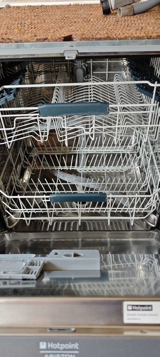 Съдомиялна Hotpoint ariston LFTA+M294 A