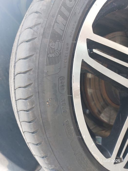 Skoda Superb ediția 100