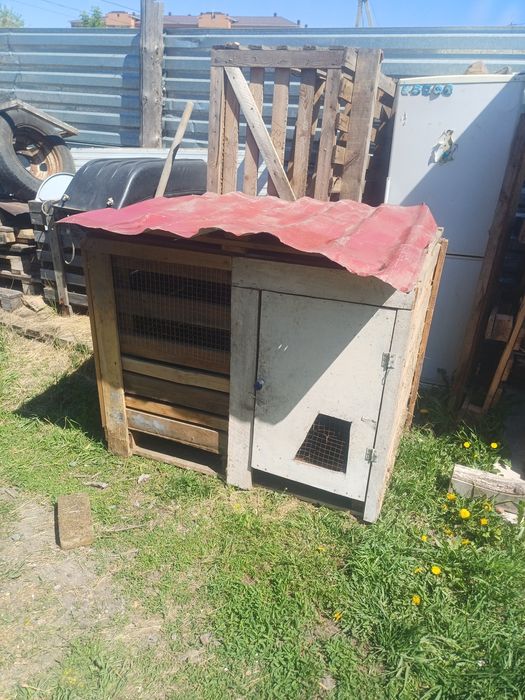 Продам клетки, маточник