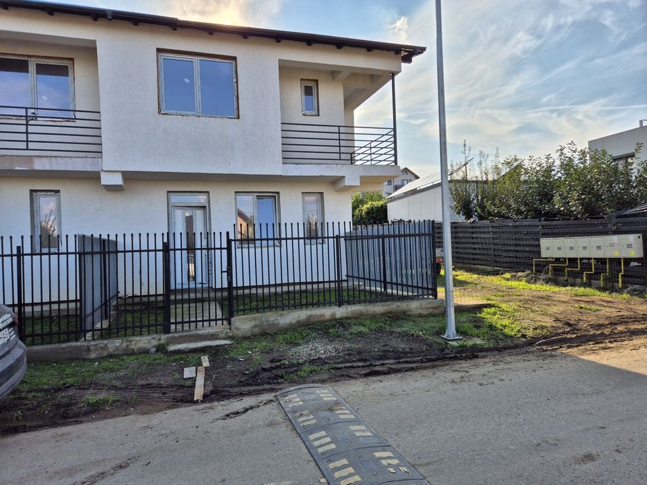 Casa 3 camere (apartament 3 camere în vila]cu toate facilitățile!