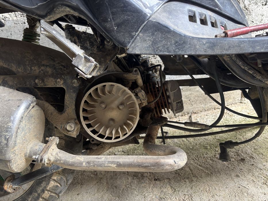 Il vand cum este in poze motor 80 cc