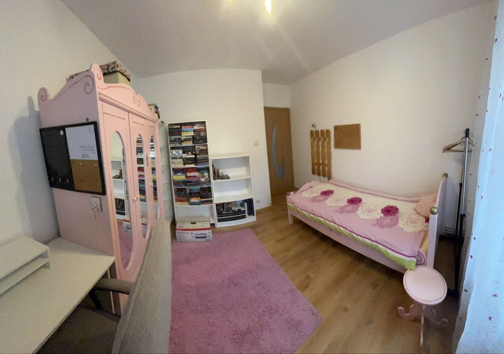 Vand (sau inchiriez) apartament cu 3 camere, Str. Fagarasului, REGHIN