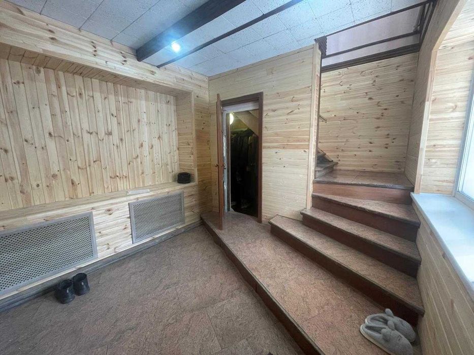 дом + магазин в Тепличном