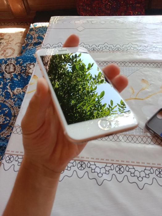 Iphone 7 128gb lik.