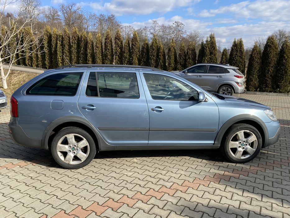 Dezmembrez Skoda Octavia Scout 2.0tdi