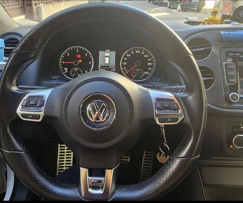 VOLKSWAGEN Tiguan 0 — imagine 5