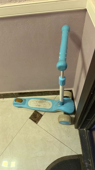 Продам самокат детский