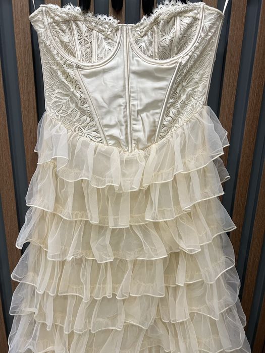 Рокля Зара като нова