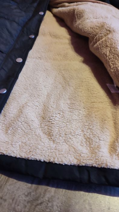 Geaca de iarna cu căptușeală NOUA(nefolosită)