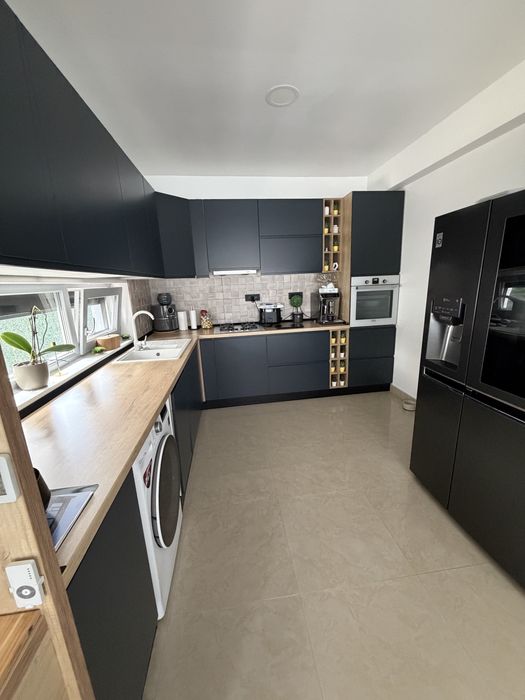 Vand Casa Single Tunari
