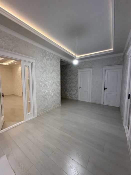 Уй сотилади 10 квартил ропарасидан кирилади