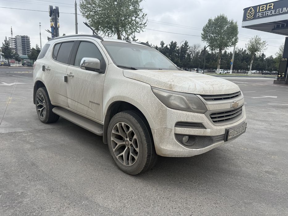 Trailblazer oq masla 2021 yil yurmagan 3.5 litr