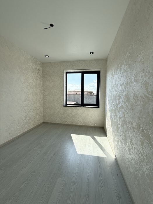 Срочно продаётся 1-сотик 4-комн участка в Сергели Ханабад