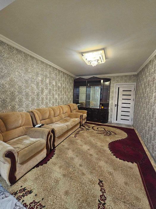 Продаётся с мебелью 2х комнатная квартира 1-этаже ул.Согдиана 63-школа