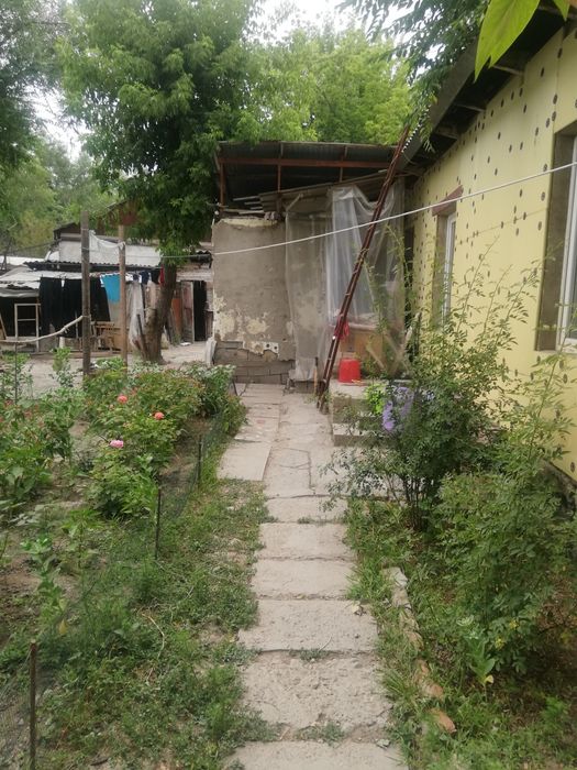 Продам пол дома. Байсерке