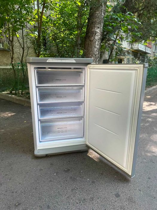 Морозильник Бирюса  в отличном состоянии