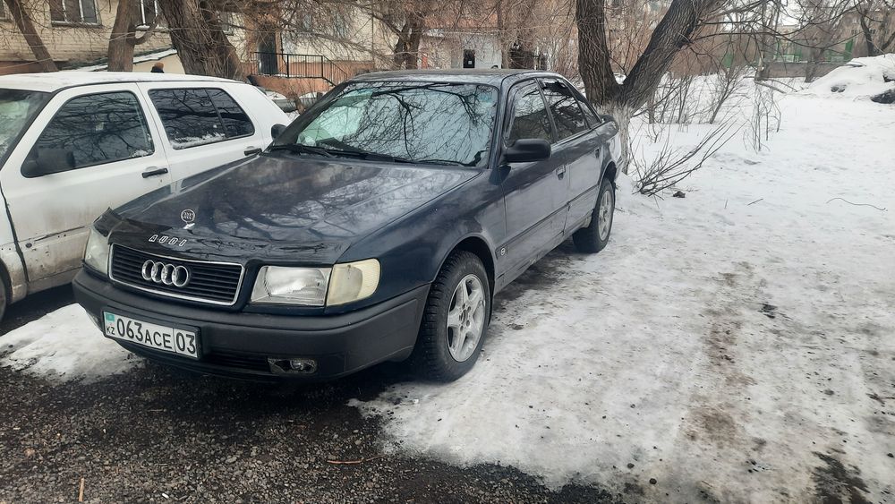 Продам ауди 100 с4