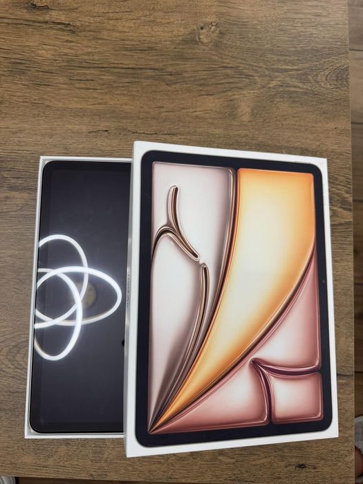 Apple iPad Air 11 - inch (M3)