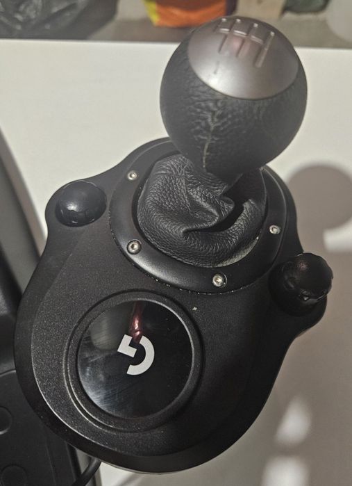 Logitech G29 волан и педали за PS4