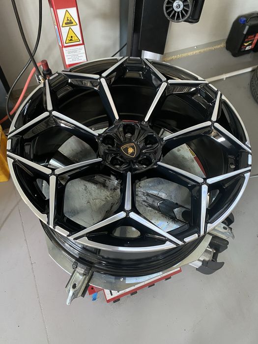 Reconditionare jante în 24h, vopsit jante, indreptat jante, DiamondCut