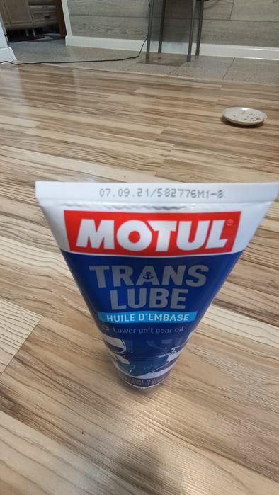 Масло в редуктор лодочного мотора