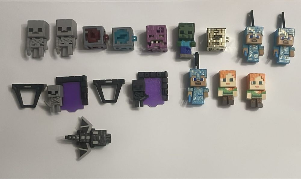 Игрушки Kinder minecraft