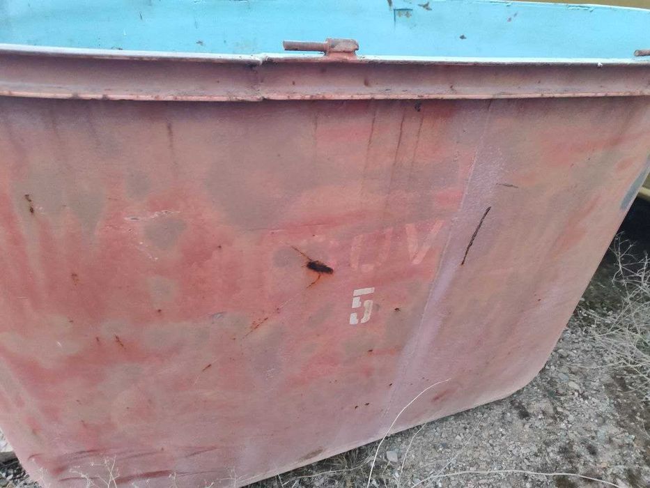 Metall hovuz, qalin metalldan yemkost,  hajmi 6 tonnalik