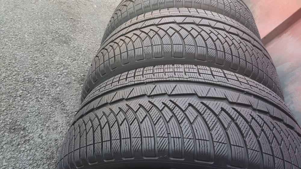 4бр. зимни гуми 245/50/18 Michelin Alpin