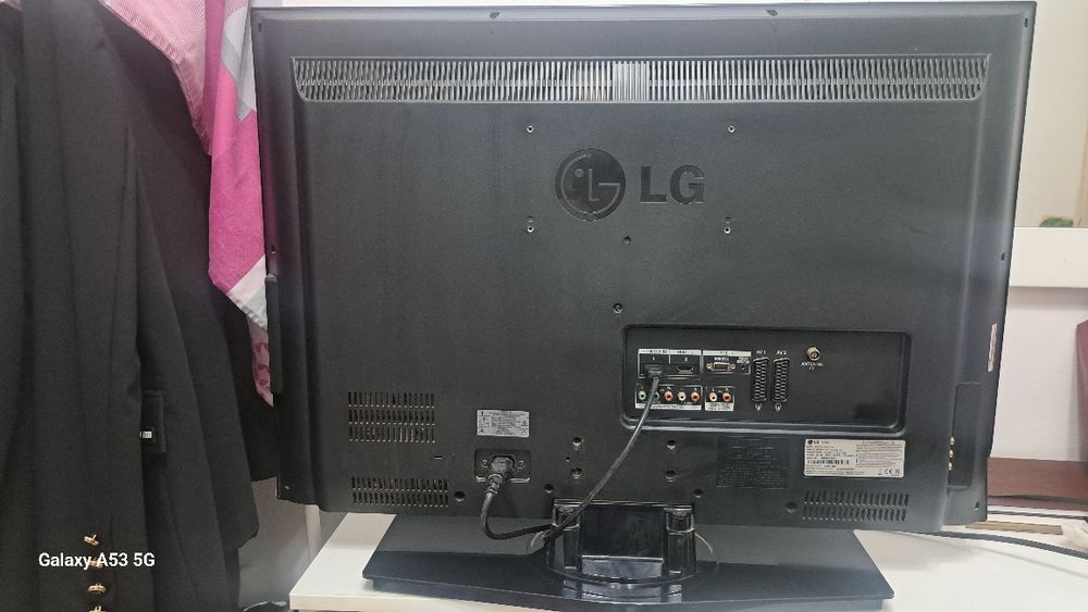 Телевизор LG /МоделLG 32LC52