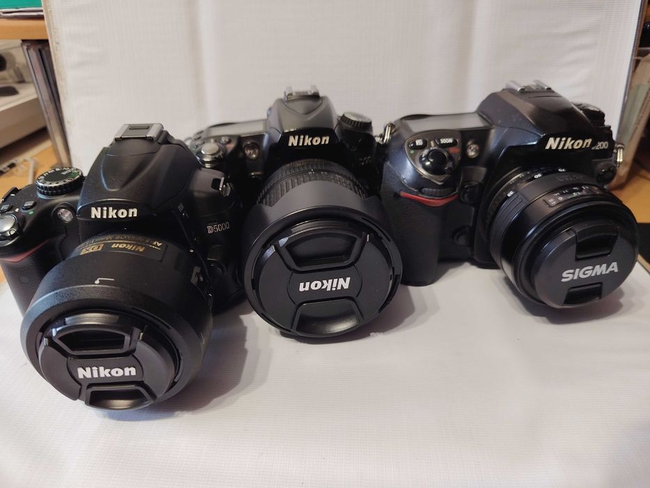 Фотоаппараты Nikon D5000 ,Nikon D90. Nikon D200 из коллекции.