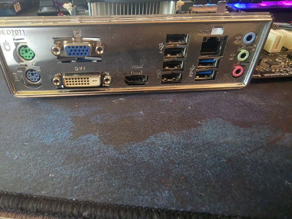 Продам комплект i5 2320