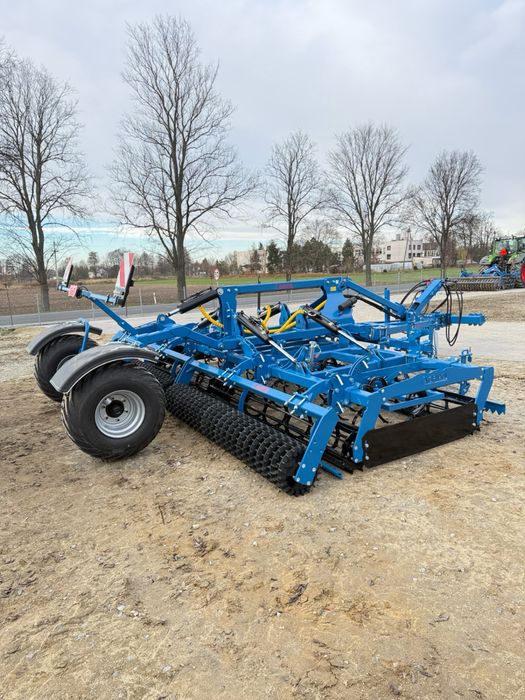 Compactor cultivator combinator tractat Agripol 5 m