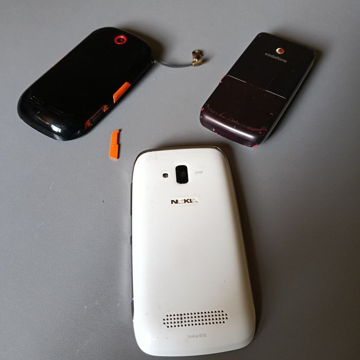 Telefoane de colectie - Nokia 610 , Samsung