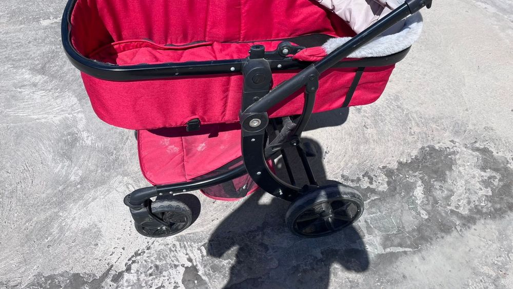 Продам детскую коляску