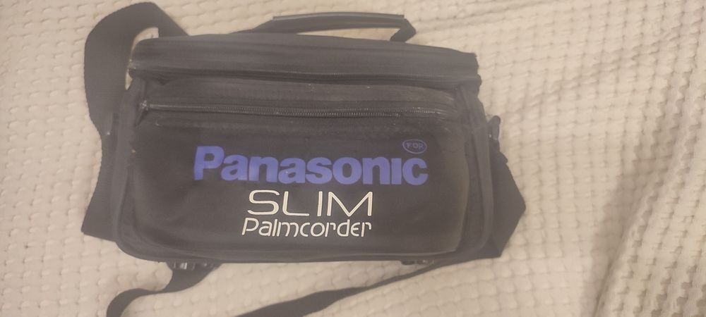 Рабочая Ч/б VHS камера от Panasonic