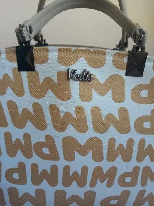 Малка свежа дамска чанта Vedis