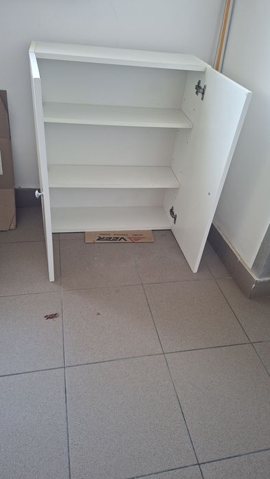 Dulap suspendat pentru baie
