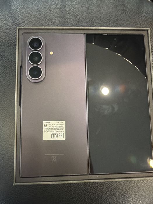Samsung z fold 8 ultra 512