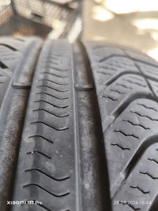 всецезонни гуми 225/45/17 Nexen и Pirellii