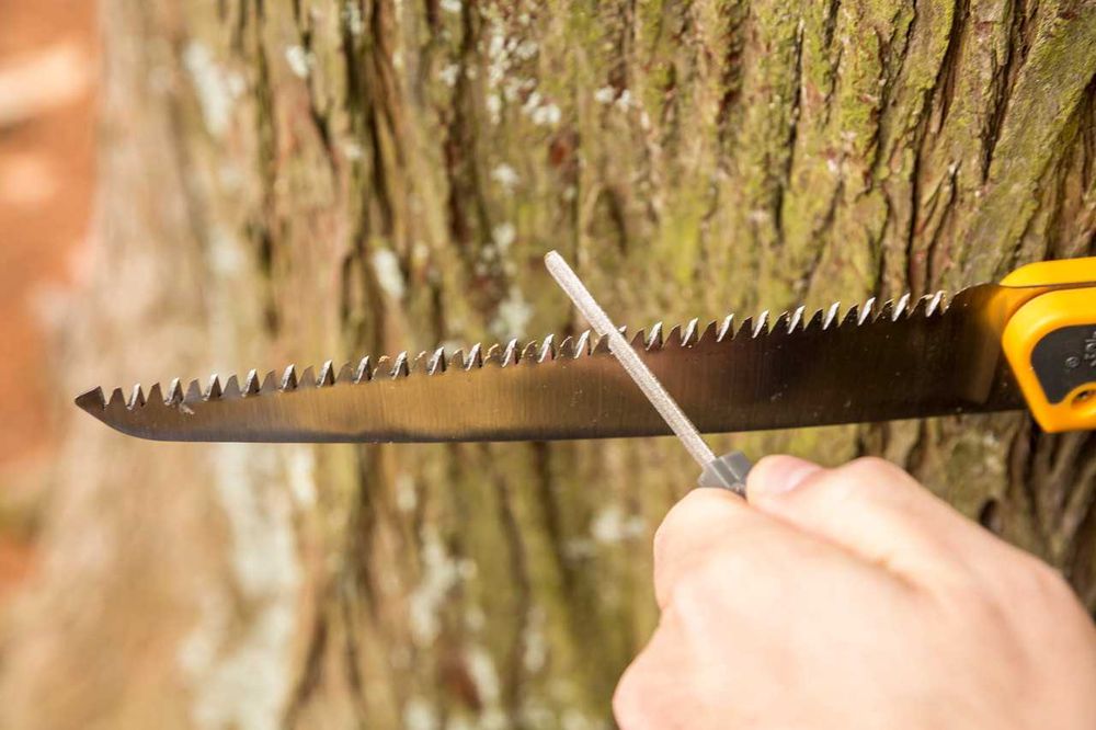 Сгъваем Трион  Smith's USA с магнезиева запалка и точило -20 см острие