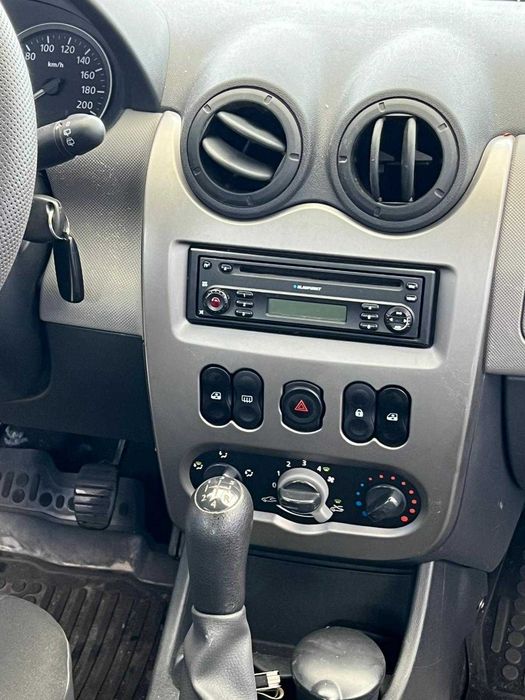 Dacia Sandero 2011 1.6 Euro 5