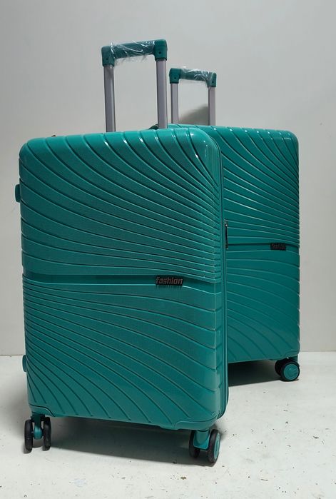 Куфари от поликарбонат в среден  и голям размер / безплатна доставка/