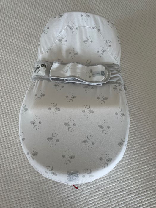 Анатомично гнездо Red Castle - Cocoonababy, Dreamy Clouds