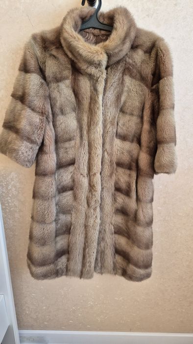 Продам норковую шубу