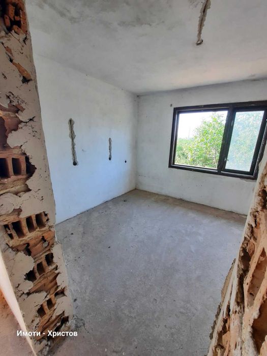 Продава се Къща в с. Златна нива, Област Шумен - 122 кв.м за 285 €/кв.м - Снимка #8