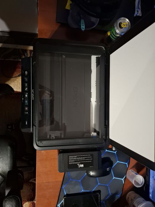 Продам МФУ EPSON цветной